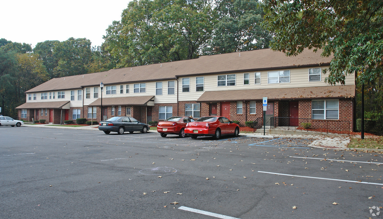 Foto principal - New Sharon Woods Apartments