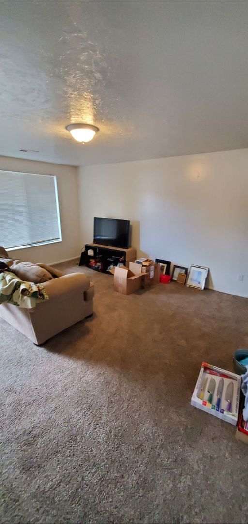 Foto del edificio - 1B/1B Pet Friendly Apartment South of BYU