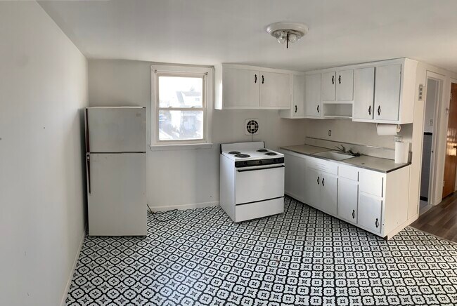 Building Photo - 218 N 20th St