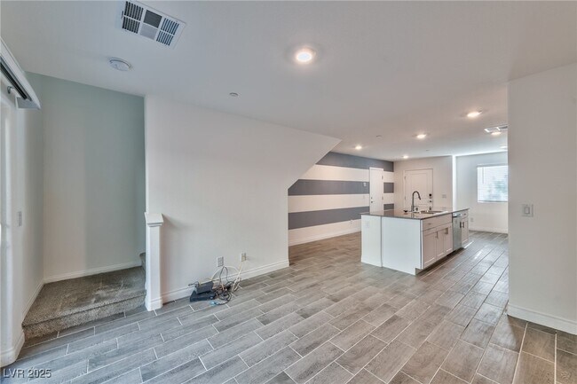 Foto del edificio - 12146 Scarlet Ember Rd