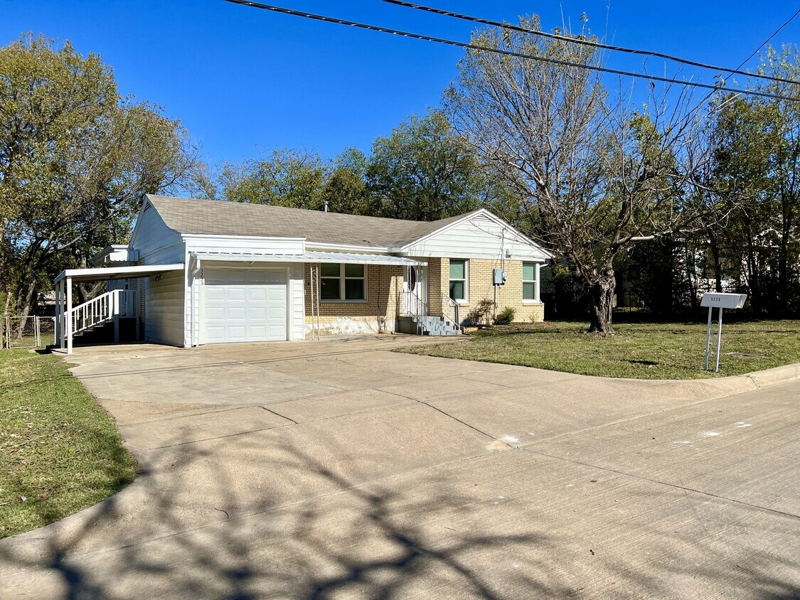 Photo - 3225 Knox St (Fort Worth, TX)