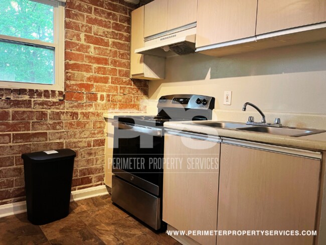 Building Photo - Old 4th Ward Flats Finally Ready! Come see...