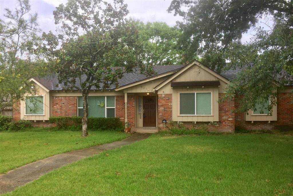 10307 Cedarhurst Dr, Houston, TX 77096 House for Rent in Houston, TX