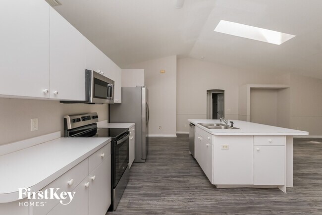 Foto del edificio - 2920 Tusket Ave