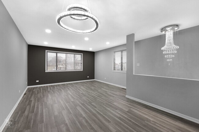 Foto del edificio - 115 Millbrook Ln