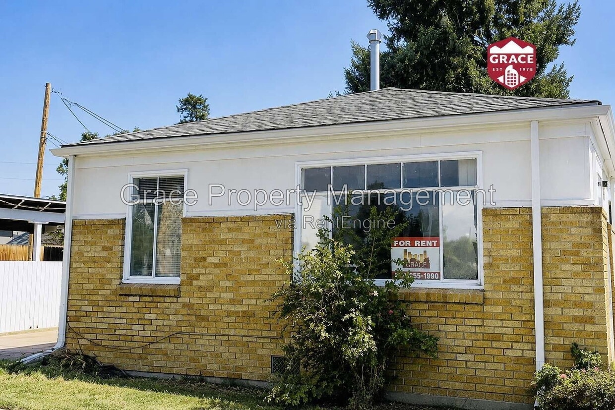 Photo - 595 West Dartmouth Avenue
