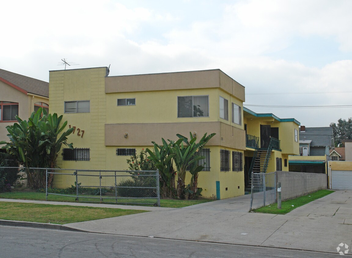 Building Photo - 1727 4th Ave