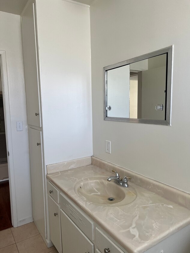 5539 Whitsett Ave Unit 7, North Hollywood, CA 91607 Apartments in