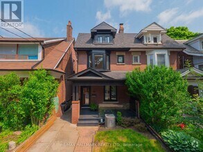 Building Photo - 18 Millbrook Crescent