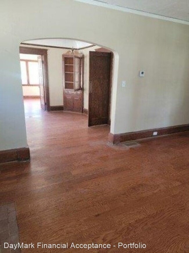 Building Photo - 4 br, 1 bath House - 2760 N 44th St