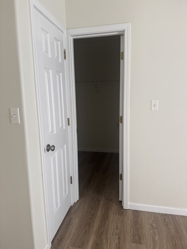 Foto del edificio - 402 N Pine St