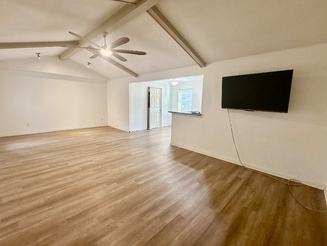 Foto del edificio - 212 Cape Conroe Dr