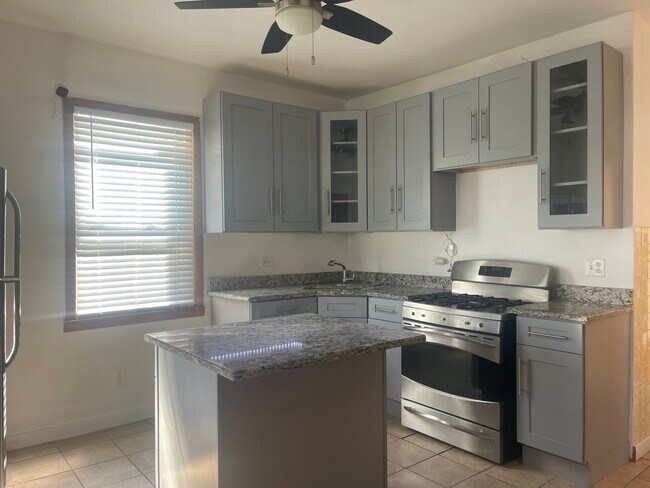 Foto del edificio - 5304 W Altgeld St