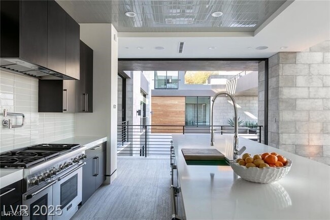 Foto del edificio - 4 Soaring Bird Ct