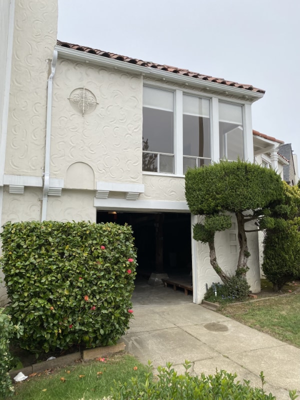 Building Photo - 532 Teresita Blvd