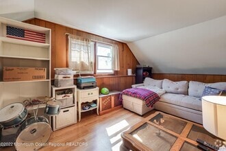 Building Photo - 23 Briarcliff Pl