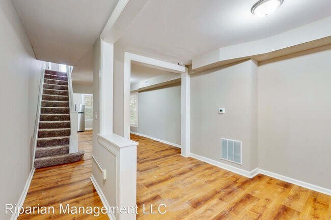 Building Photo - 3 br, 1 bath House - 3156 Elmora Ave