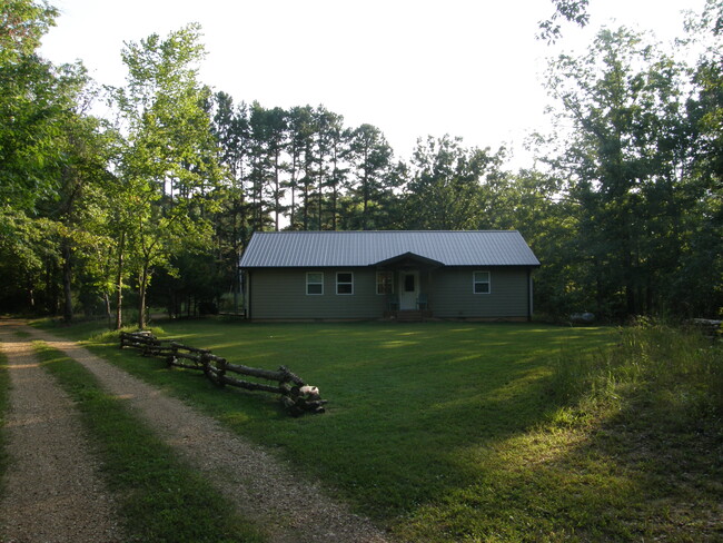 Foto del edificio - 6423 Coon Creek Rd