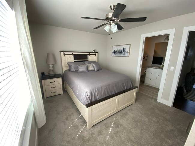 Building Photo - Har-Ber Townhomes