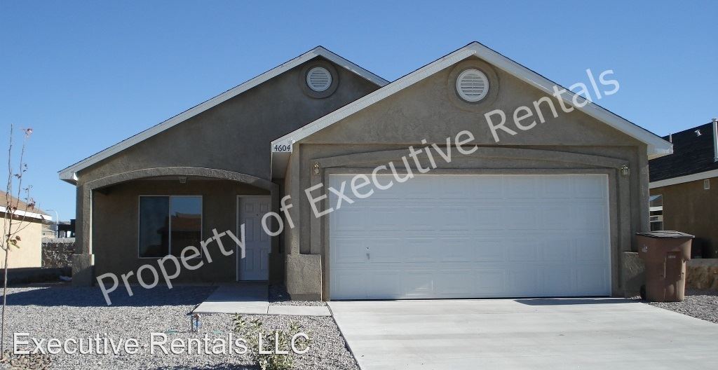 Primary Photo - 3 br, 2 bath House - 4604 Pyramid Peak