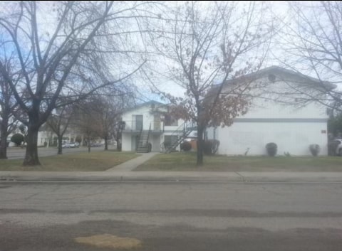 Building Photo - 1875 5th St