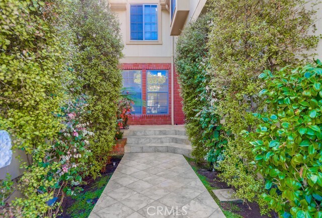 Foto del edificio - 6172 Eaglecrest Dr