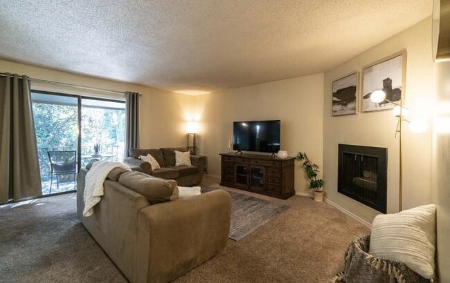 Foto del edificio - 6745 SW Scholls Ferry Rd