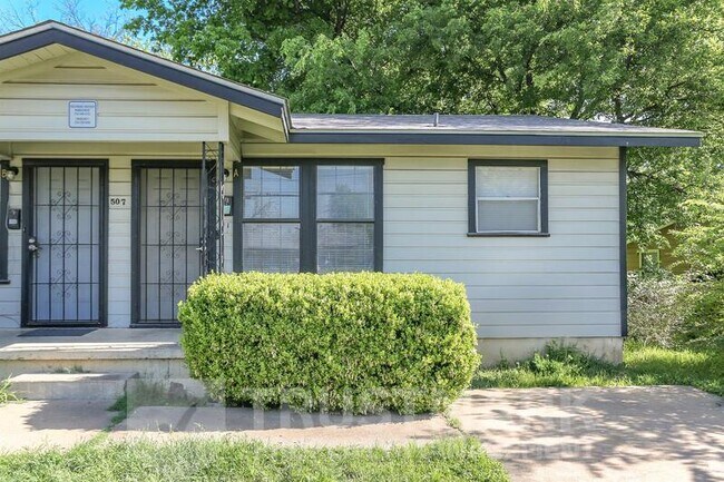 Foto del edificio - 507 Adams Ave