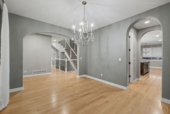 Foto del edificio - 9685 Sunset Hill Cir