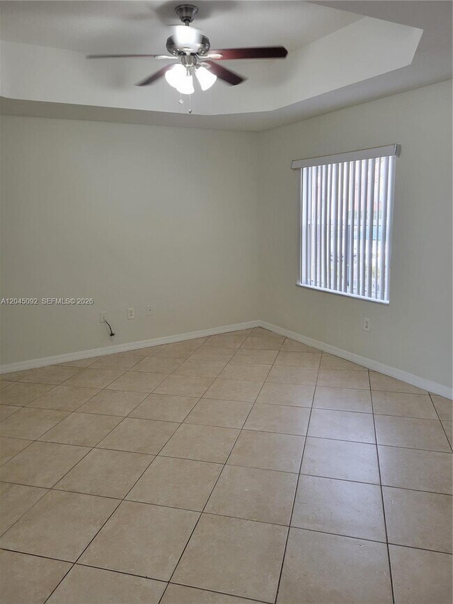 Foto del edificio - 10691 SW 6th St