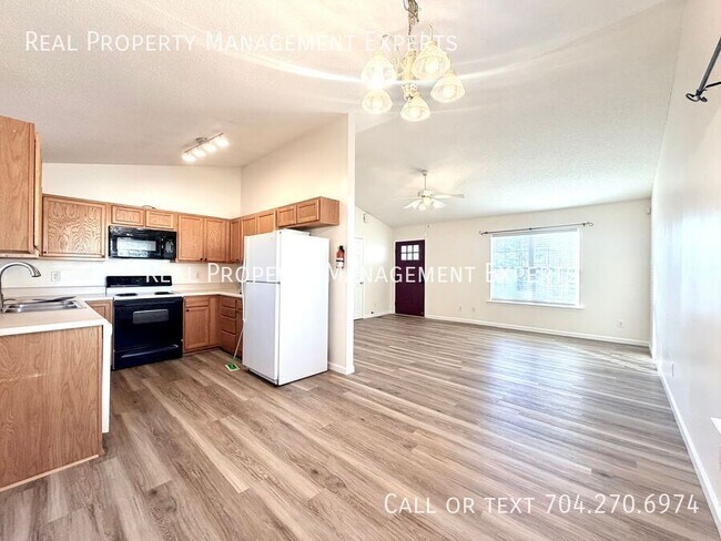 Foto del edificio - 123 Garden St