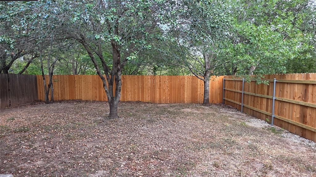 Building Photo - 9105 Sweetgum Dr