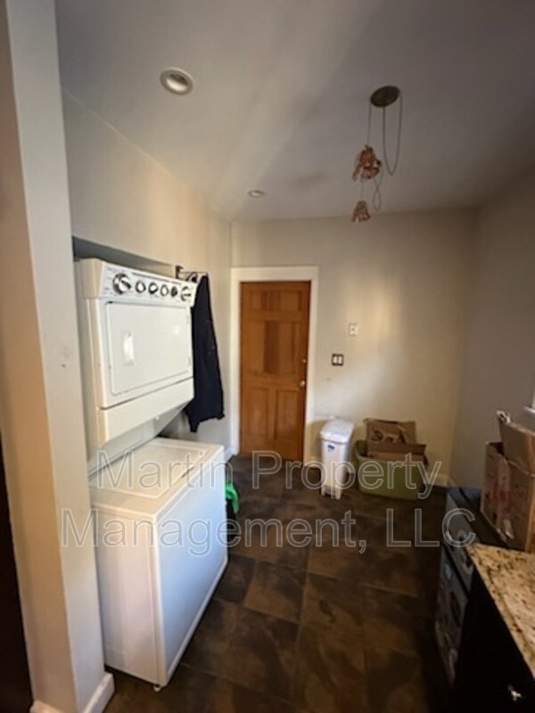 Photo - 24 Cushing St Apartment