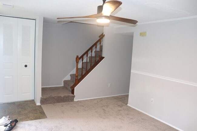 Foto del edificio - For Rent – Renovated 3BR Home in Providenc...