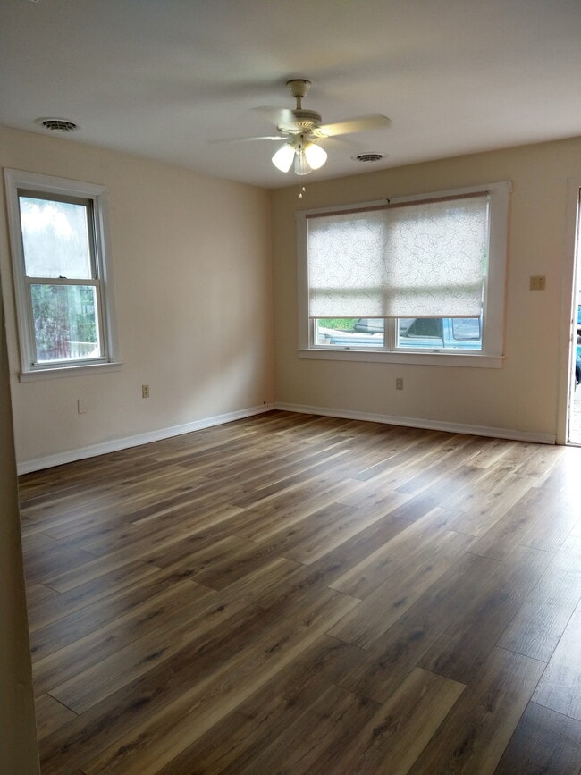 Building Photo - 308 Ryder Ave