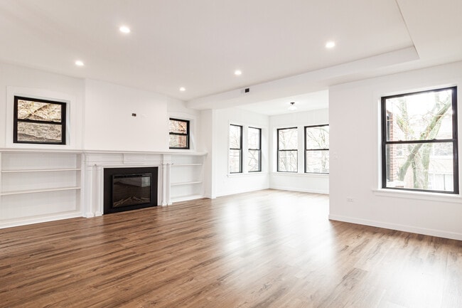 Building Photo - 1426 W Jonquil Ter