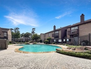 Building Photo - 12905 Woodforest Blvd