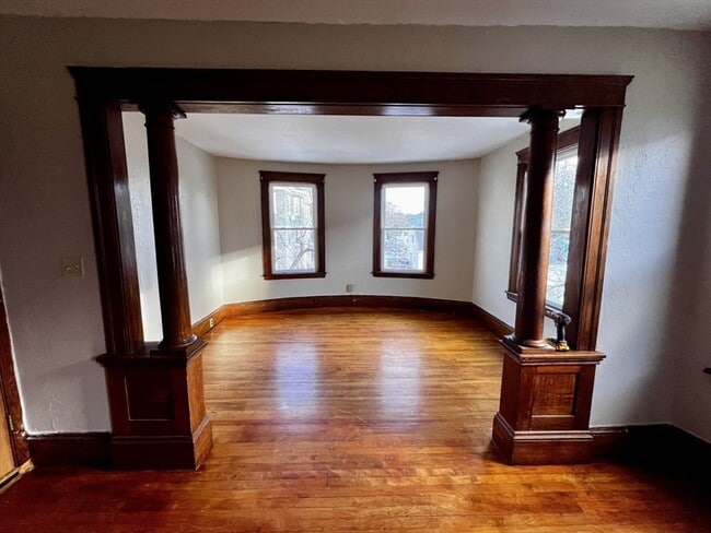 Foto del edificio - 13 Louise St