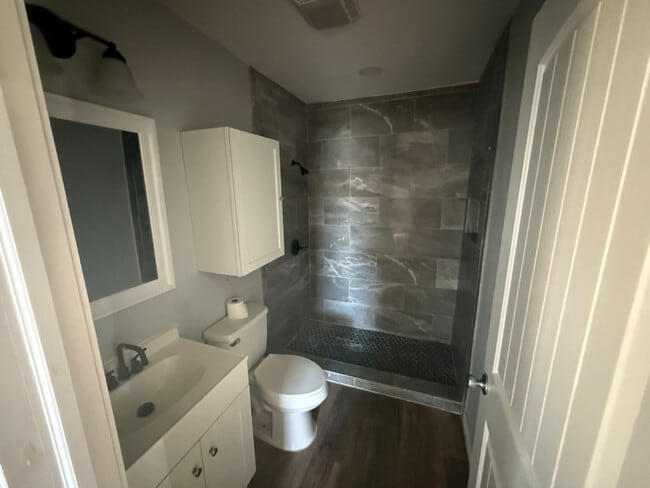 Building Photo - 411 W A Ave