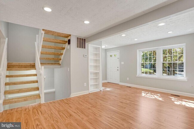 Building Photo - 3941 Plum Run Ct