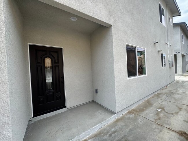 Building Photo - 7871 Glencoe Drive