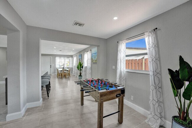 Foto del edificio - 337 SW 8th Ave