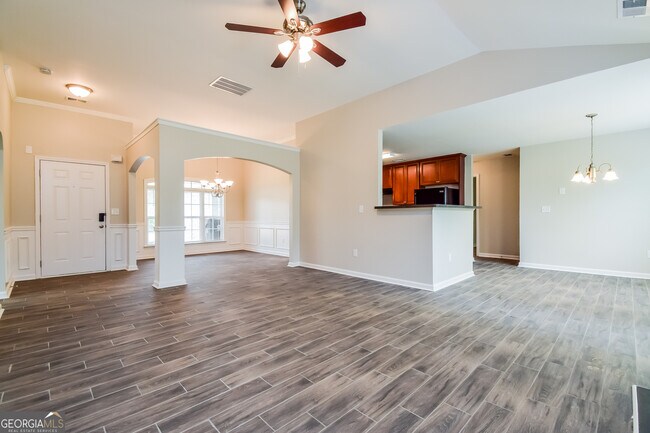 Foto del edificio - 708 Winesap Ct