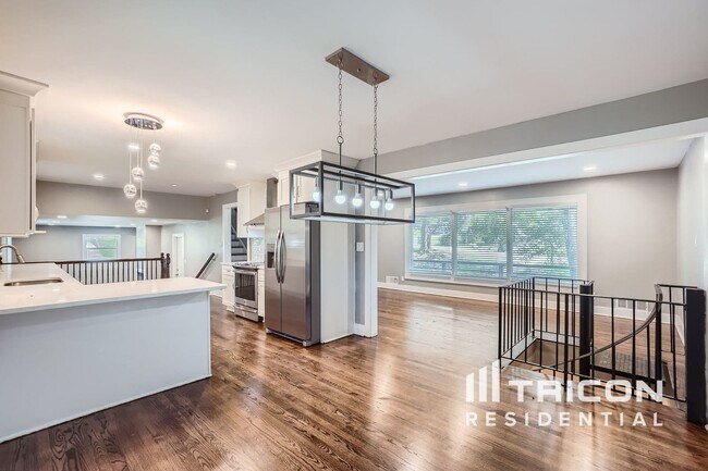 Foto del edificio - 2241 Wallingford Dr