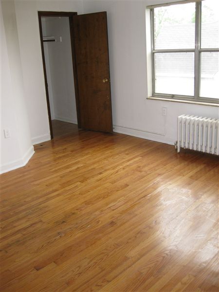 Building Photo - 210 N Washington St