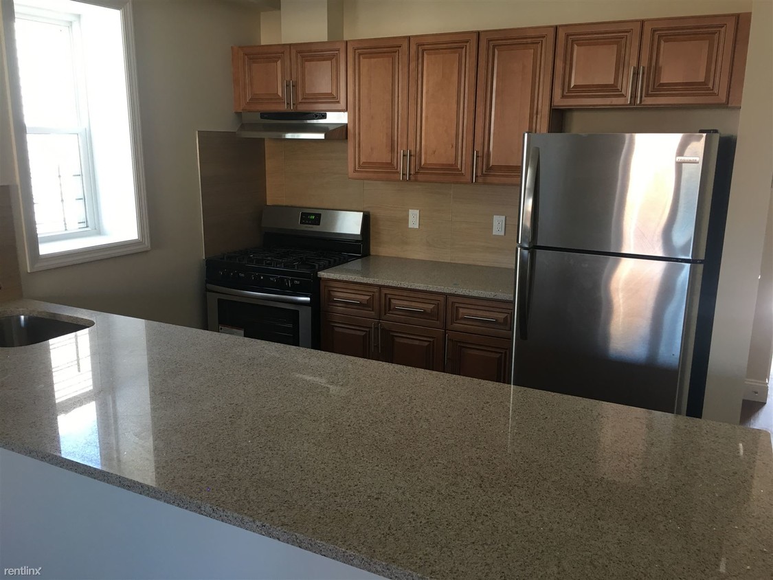 3 br, 1.5 bath - 8416 102nd Ave - 3 br, 1.5 bath  - 8416 102nd Ave
