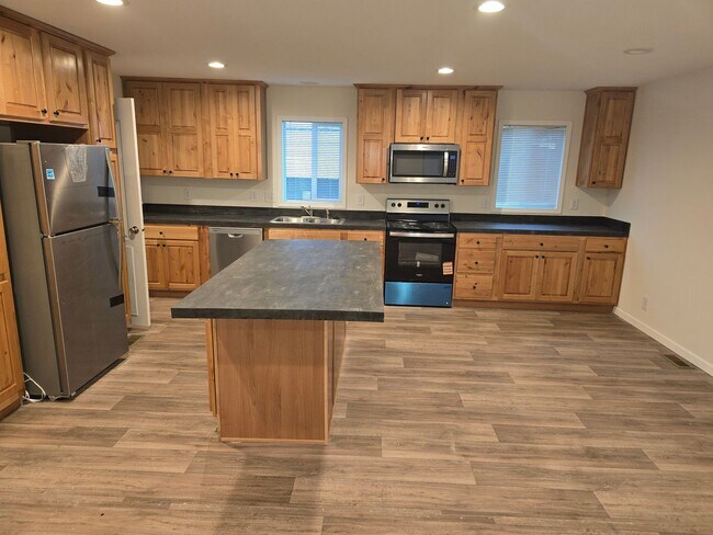 Foto del edificio - New 3 bdrm 2 bath Manufactured home in Hayden, ID for Rent
