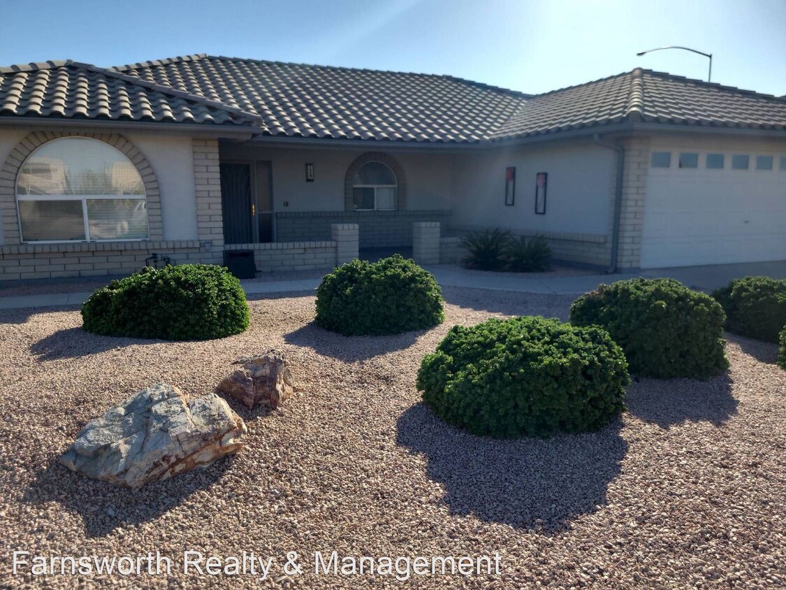 Primary Photo - 2 br, 1 bath House - 7927 E Naranja