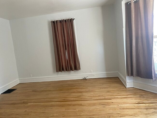 Foto del edificio - 215 Colorado Ave