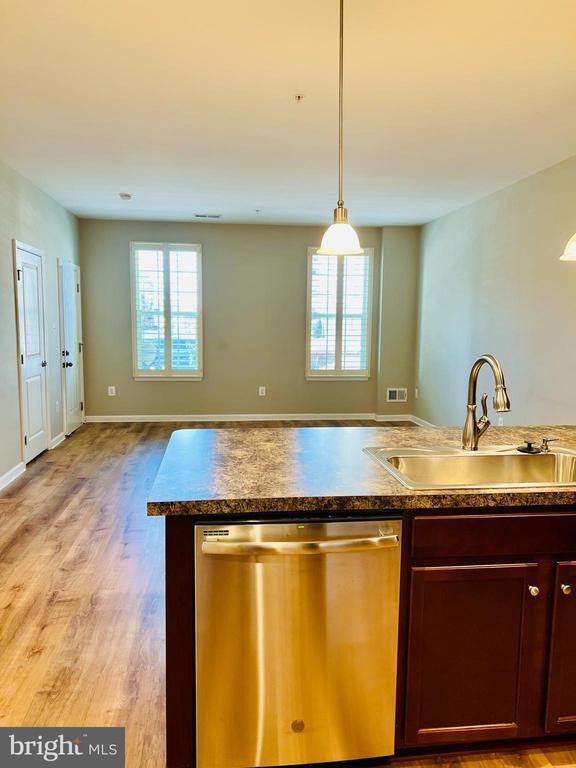 Foto del edificio - 6508 Walcott Ln